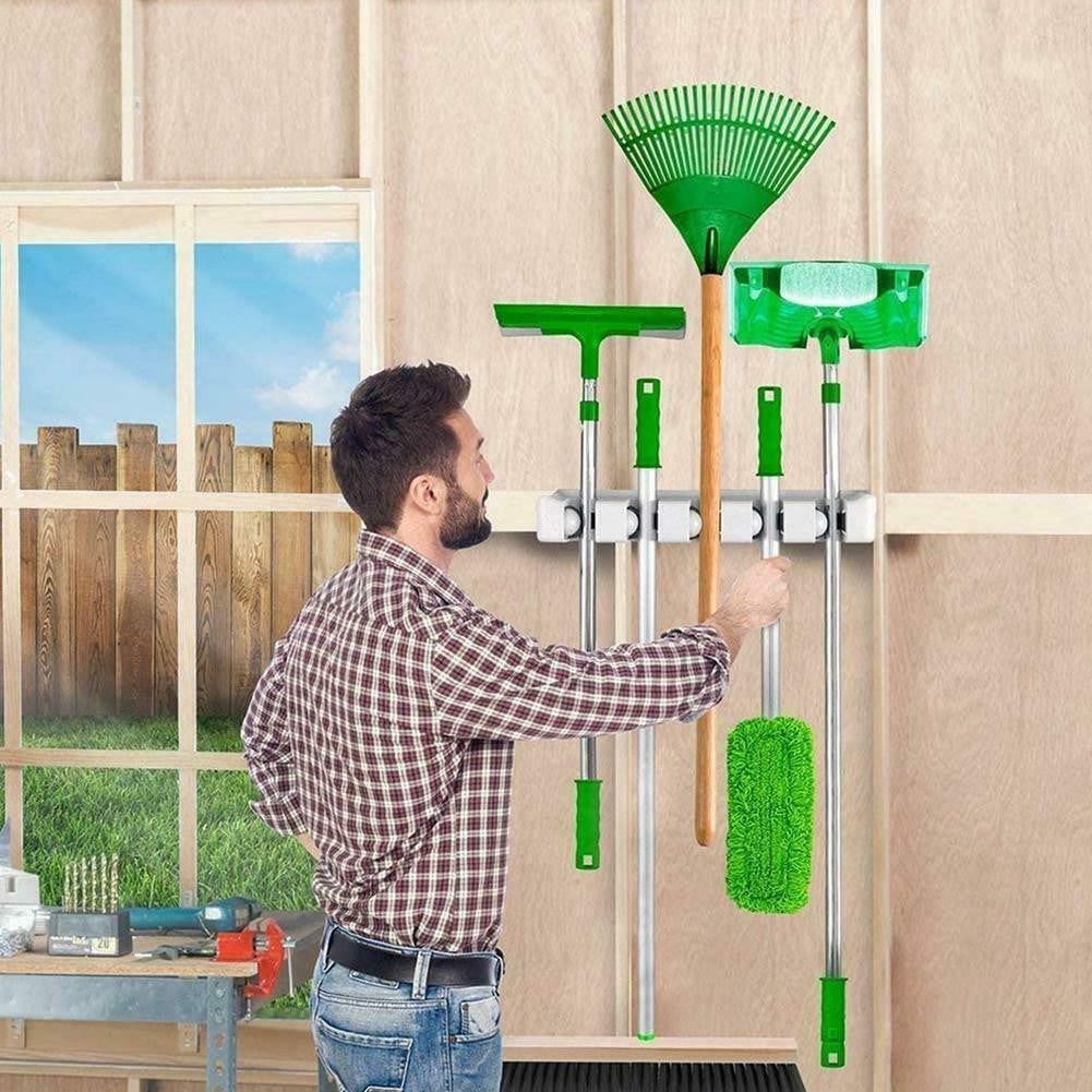 Suport multifunctional pentru mopuri si maturi Gigicial, compact, cu drenaj, 30x10x5cm